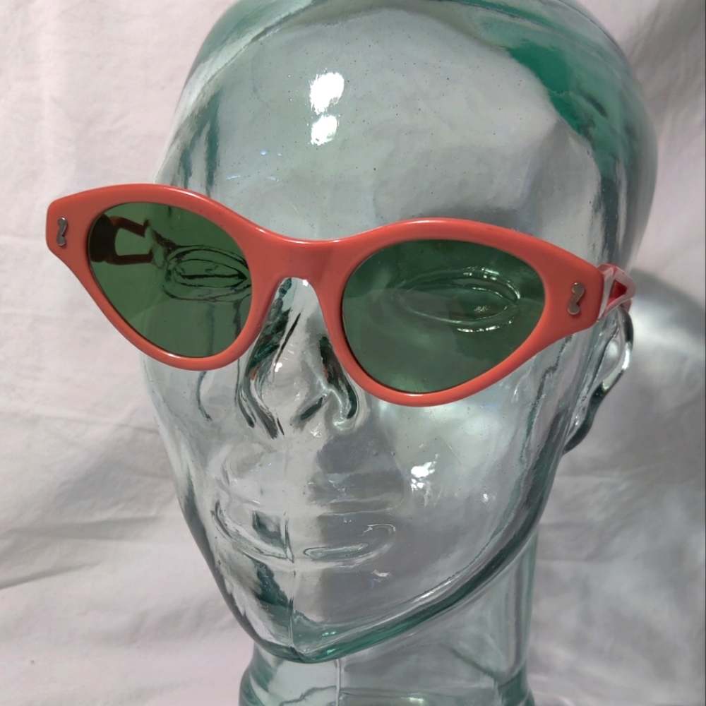 Vintage 50s cateye sunglasses